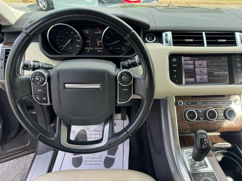 Land Rover Range Rover Sport 3.0L V6 Supercharged SE 2014