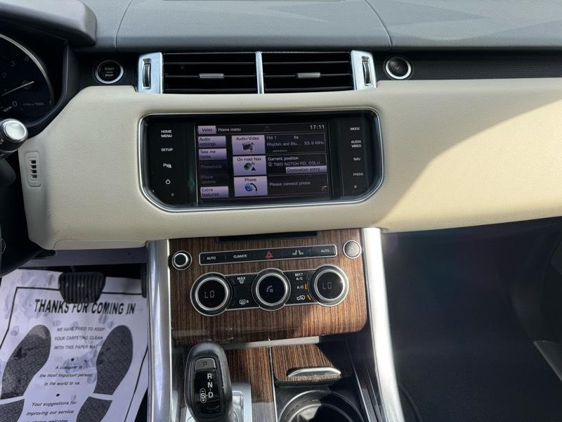 Land Rover Range Rover Sport 3.0L V6 Supercharged SE 2014