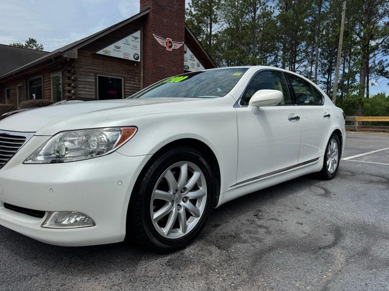 Lexus LS 460 Luxury Sedan 2007