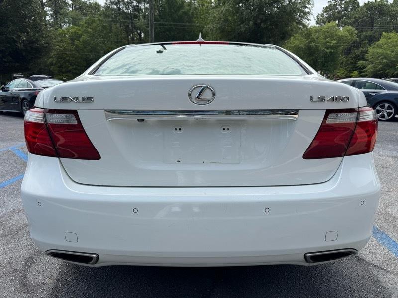 Lexus LS 460 Luxury Sedan 2007