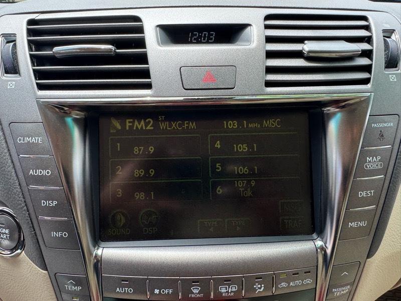 Lexus LS 460 Luxury Sedan 2007