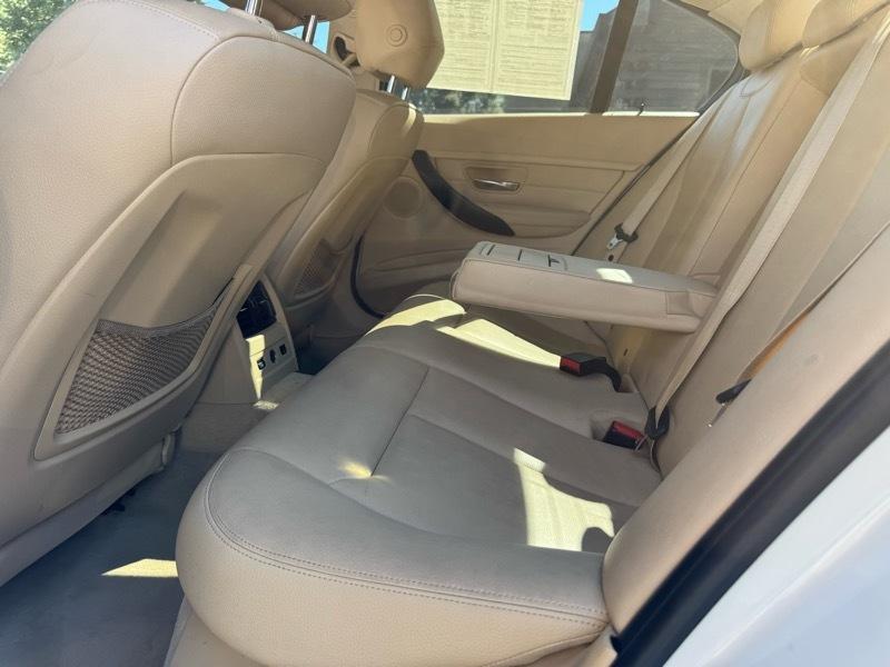 BMW 3-Series 320i xDrive 2014