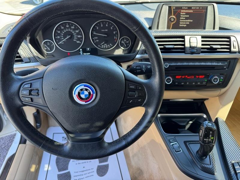BMW 3-Series 320i xDrive 2014