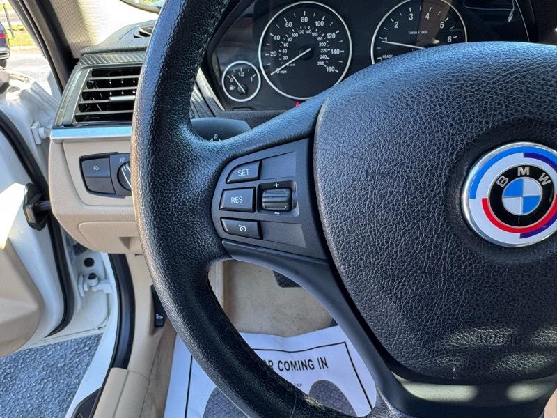 BMW 3-Series 320i xDrive 2014
