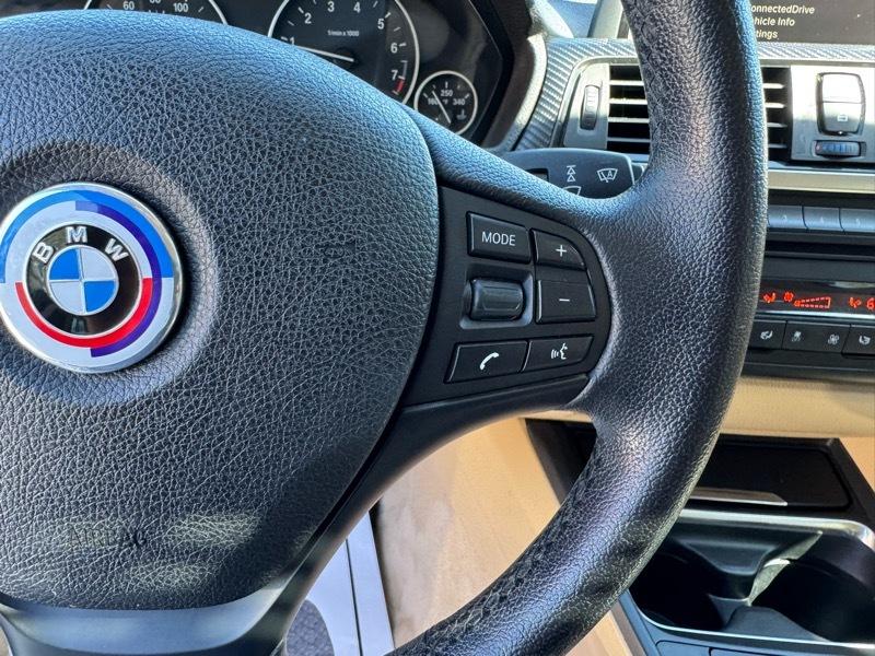 BMW 3-Series 320i xDrive 2014