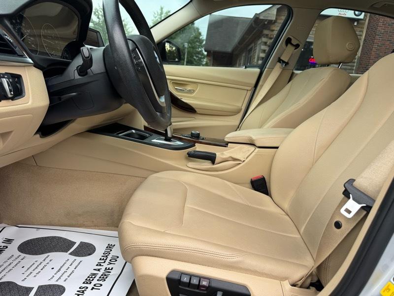 BMW 3-Series 328i Sedan 2015