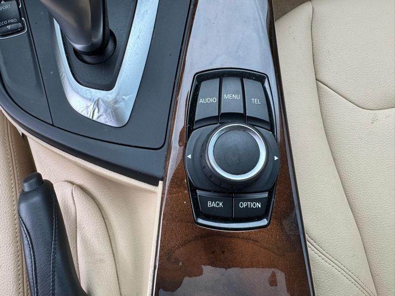 BMW 3-Series 328i Sedan 2015