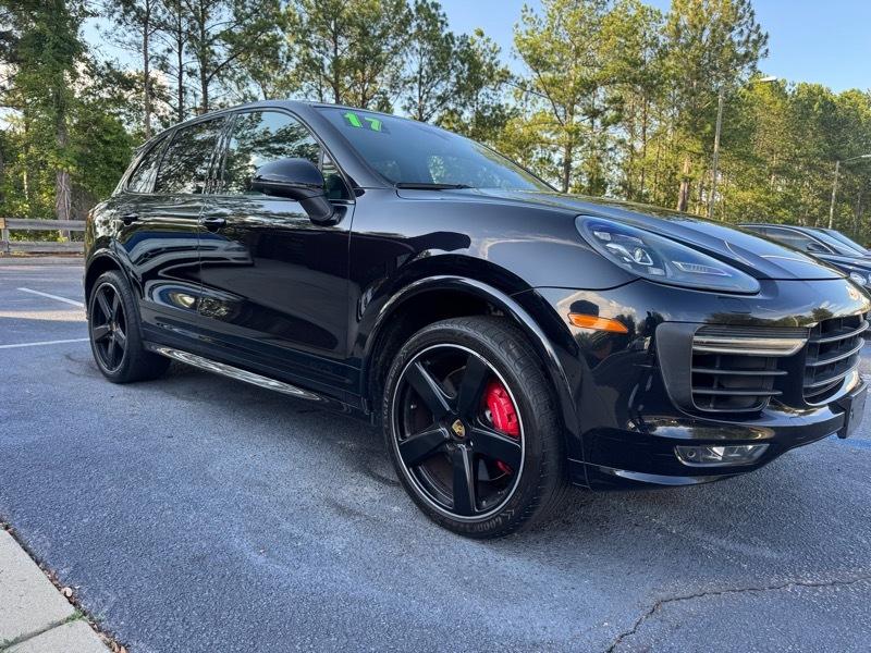 Porsche Cayenne GTS 2017