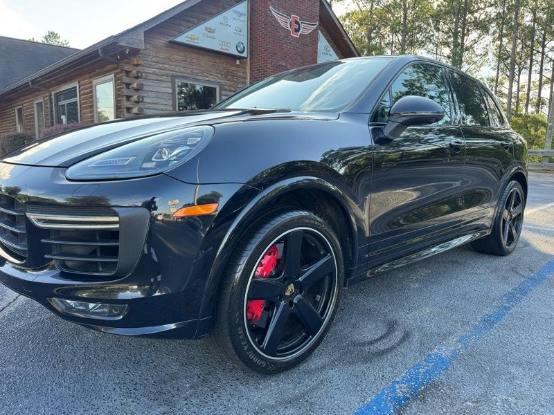 Porsche Cayenne GTS 2017
