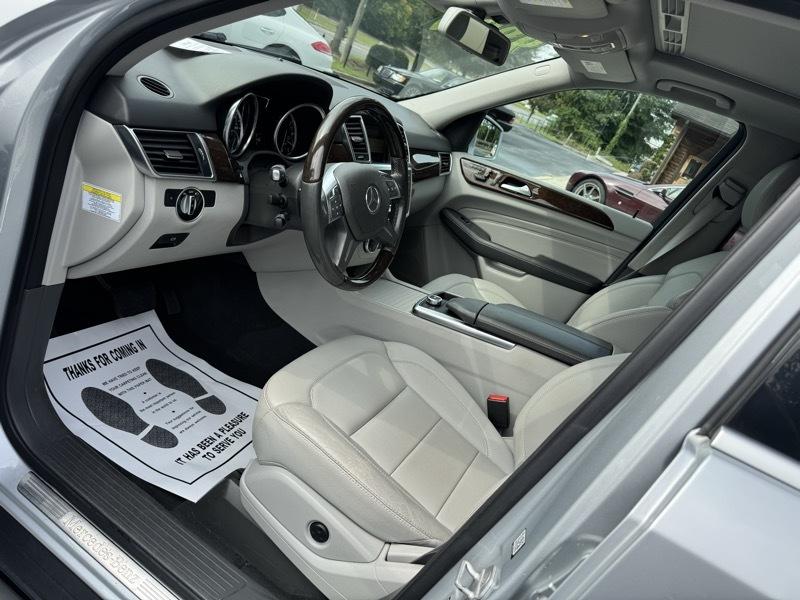 Mercedes-Benz M-Class ML350 4MATIC 2012
