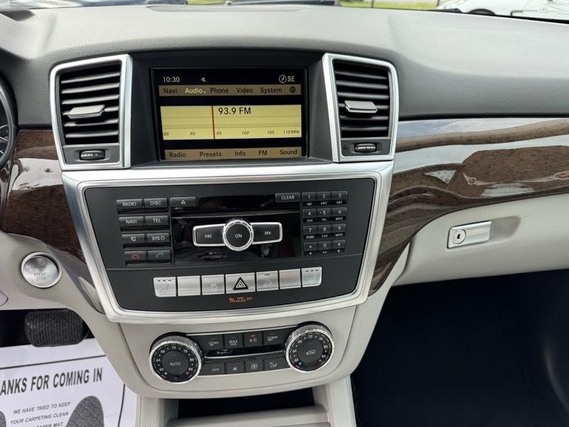 Mercedes-Benz M-Class ML350 4MATIC 2012