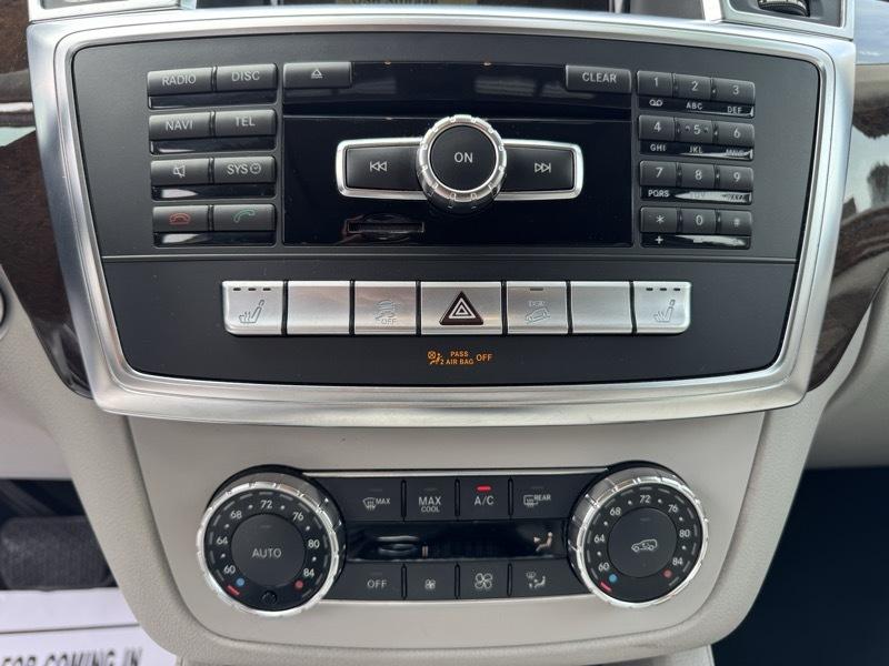 Mercedes-Benz M-Class ML350 4MATIC 2012
