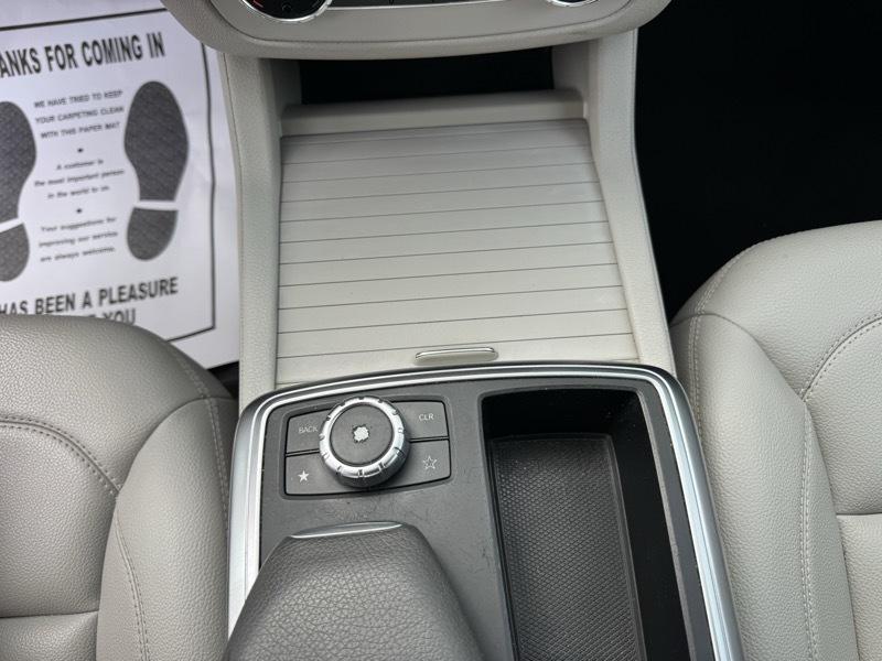 Mercedes-Benz M-Class ML350 4MATIC 2012