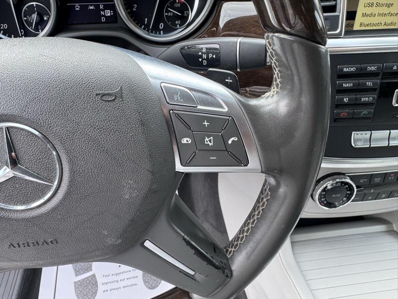Mercedes-Benz M-Class ML350 4MATIC 2012