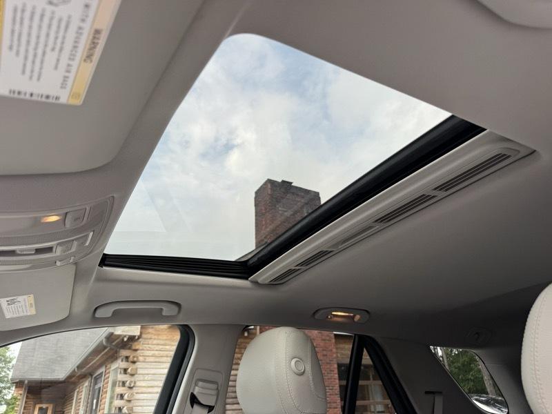 Mercedes-Benz M-Class ML350 4MATIC 2012