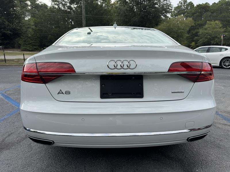 Audi A8 3.0T quattro 2015