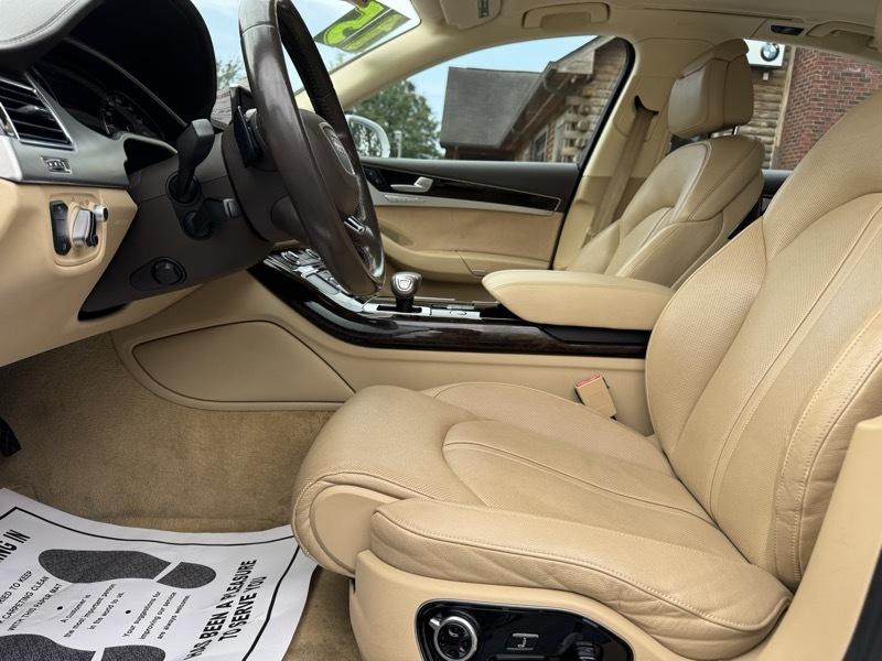 Audi A8 3.0T quattro 2015