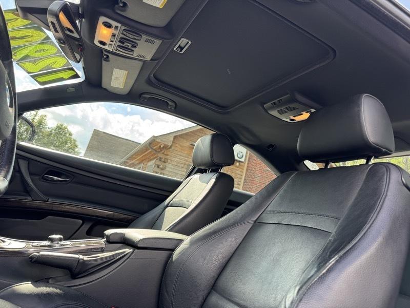 BMW 3-Series 328i Coupe 2012
