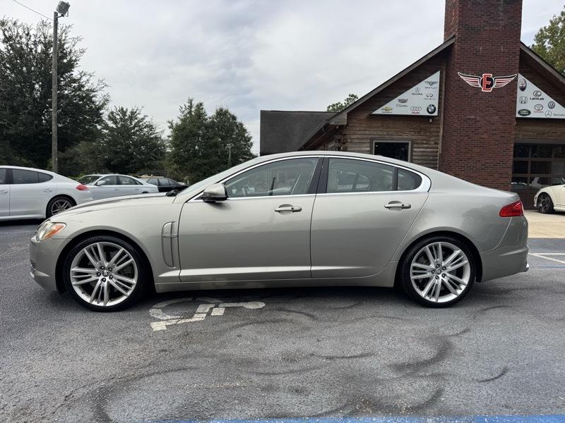 Jaguar XF-Series Supercharged 2010