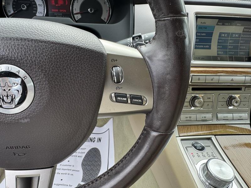 Jaguar XF-Series Supercharged 2010