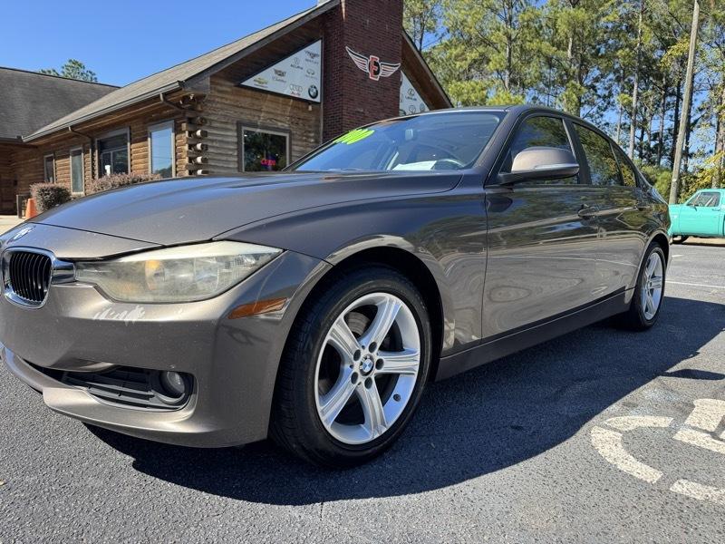 BMW 3-Series 320i Sedan 2014