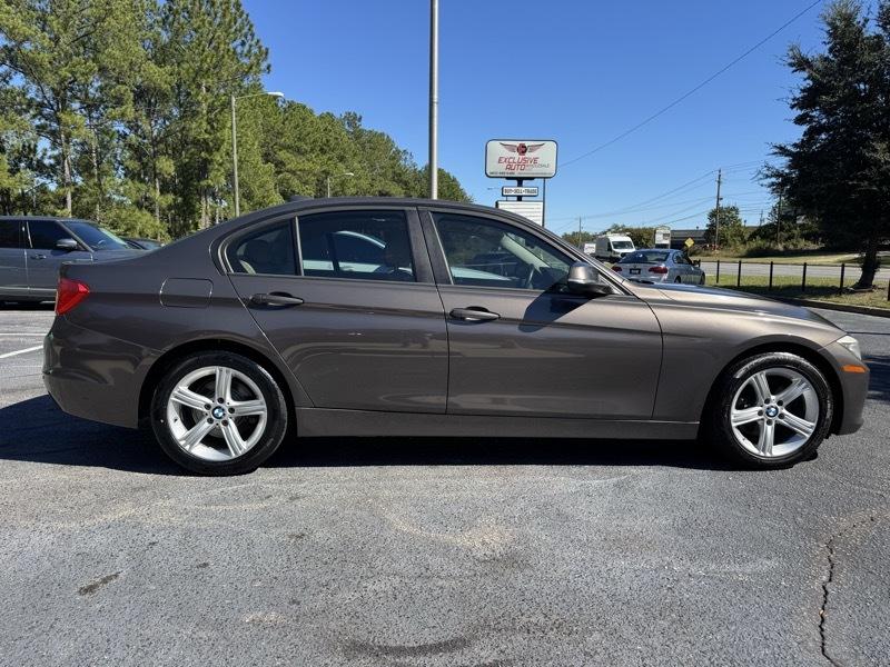BMW 3-Series 320i Sedan 2014