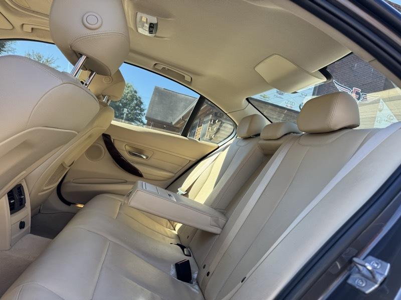 BMW 3-Series 320i Sedan 2014