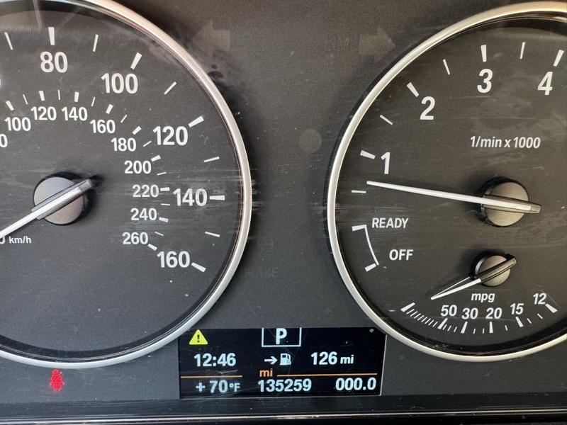BMW 3-Series 320i Sedan 2014