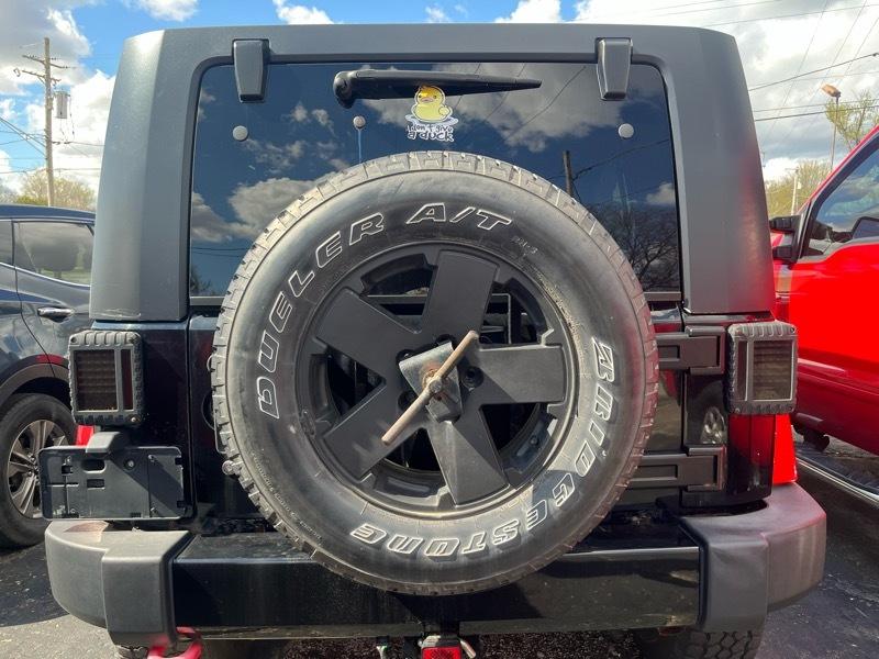 Jeep Wrangler Unlimited Sahara 4WD 2010