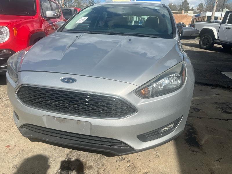 Ford Focus SE Hatch 2015