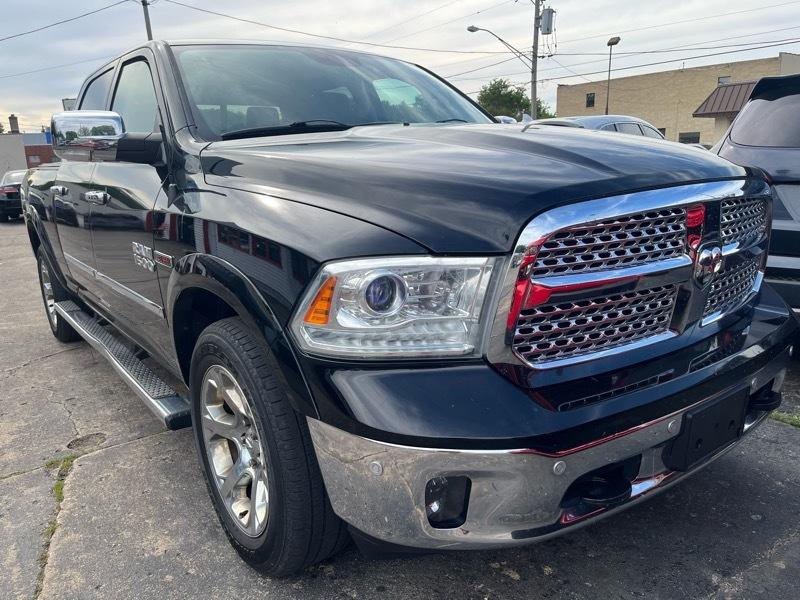 RAM 1500 Laramie Crew Cab LWB 4WD 2014
