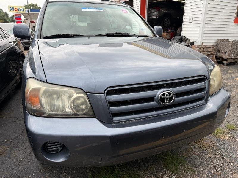 Toyota Highlander V6 2WD 2005