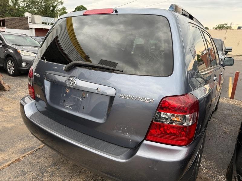 Toyota Highlander V6 2WD 2005