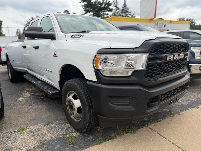 2022 RAM 3500 Tradesman Crew Cab 4WD DRW