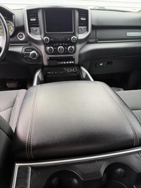RAM 1500 Big Horn Crew Cab SWB 4WD 2019