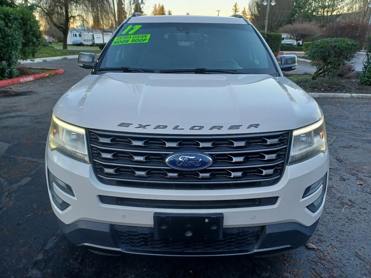 Ford Explorer XLT FWD 2017