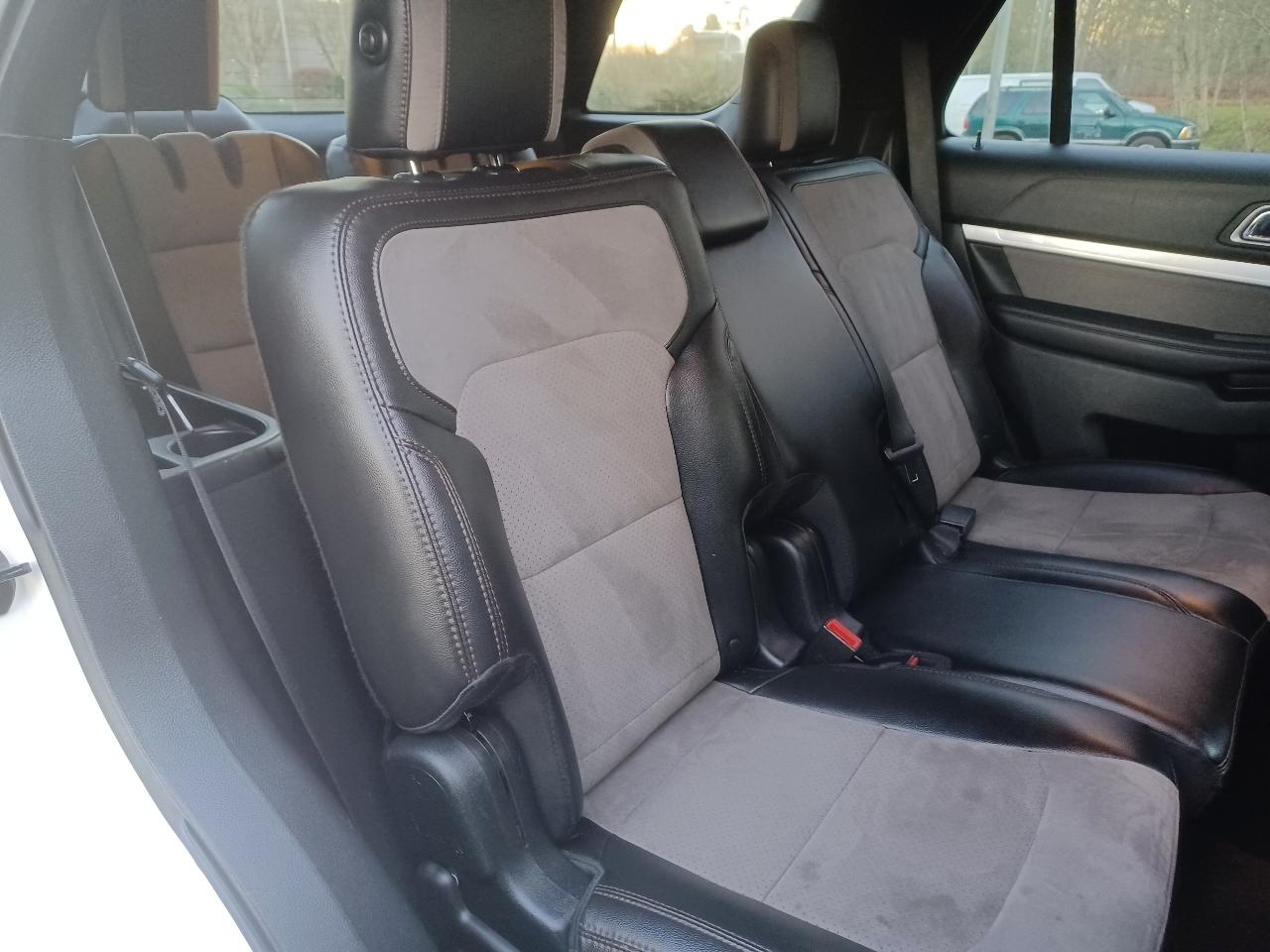 Ford Explorer XLT FWD 2017