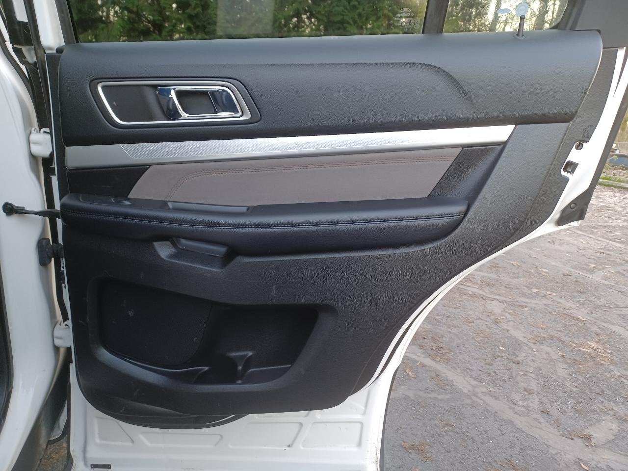 Ford Explorer XLT FWD 2017