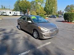 2013 Hyundai Accent 