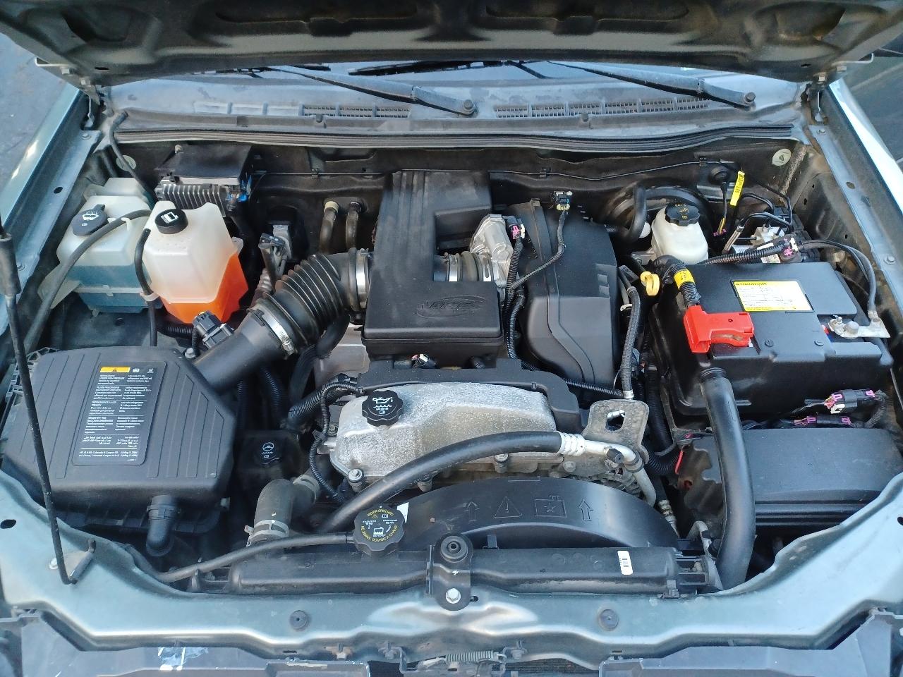 GMC Canyon SLE Crew Cab 4WD 2011