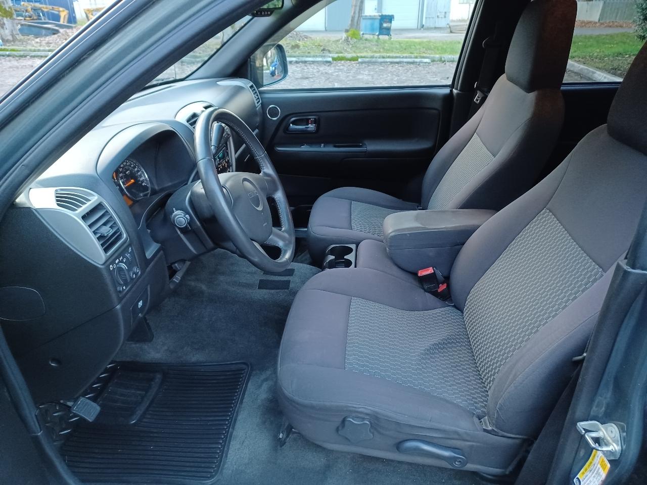 GMC Canyon SLE Crew Cab 4WD 2011