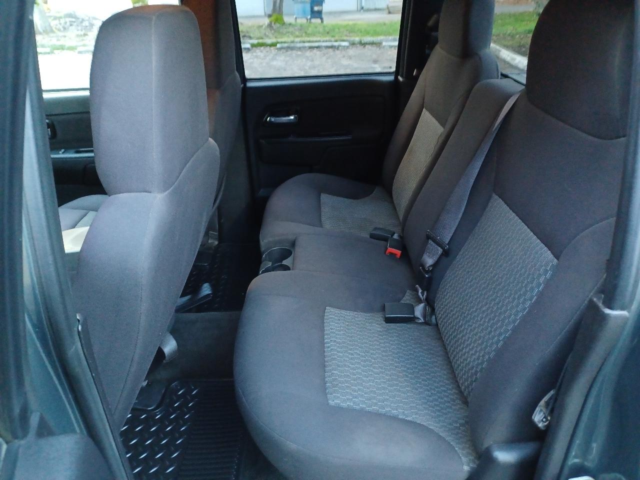 GMC Canyon SLE Crew Cab 4WD 2011