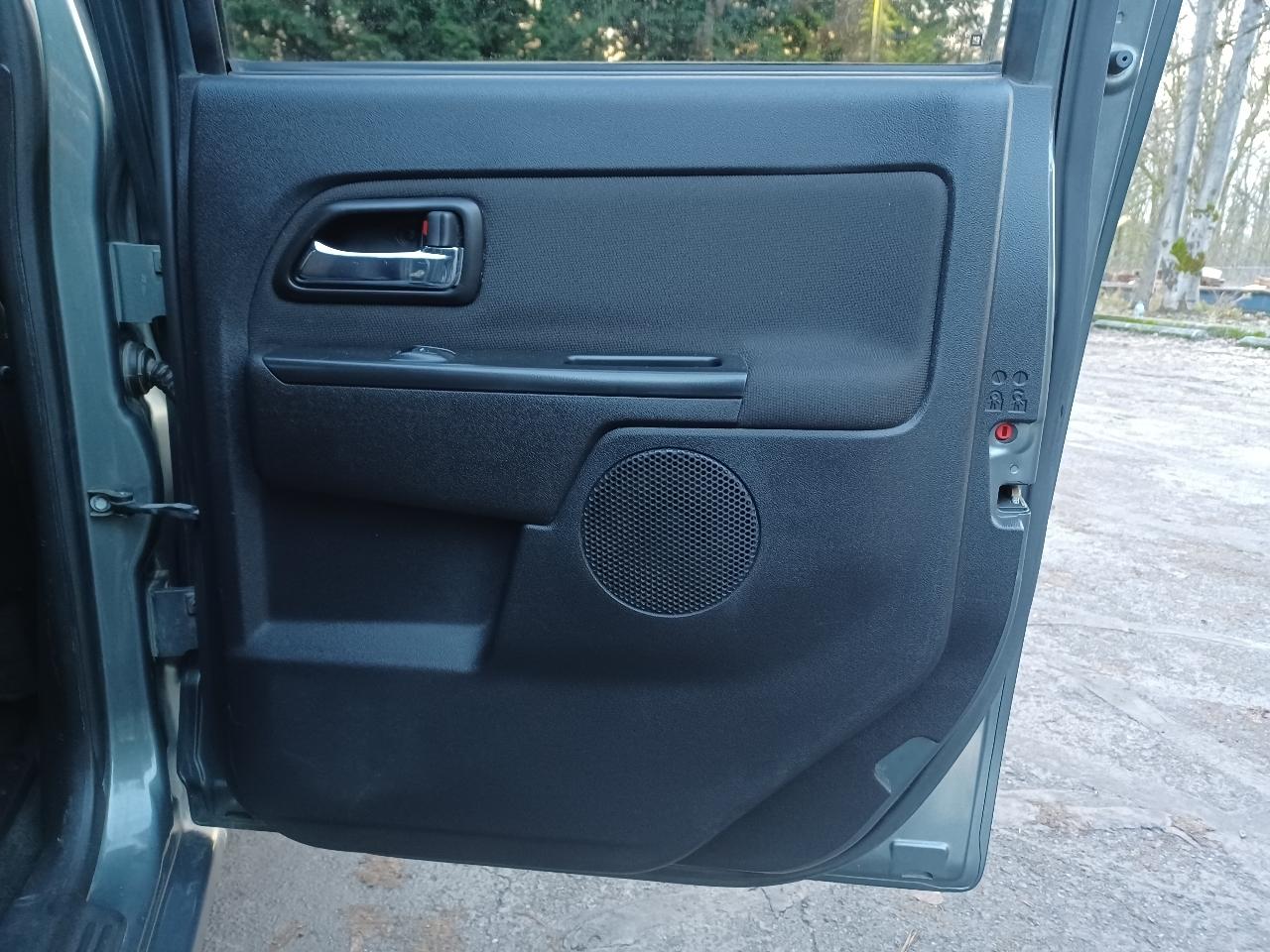 GMC Canyon SLE Crew Cab 4WD 2011