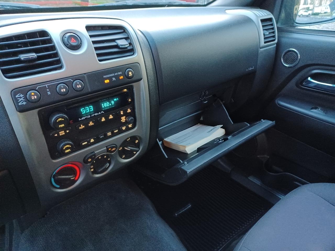 GMC Canyon SLE Crew Cab 4WD 2011