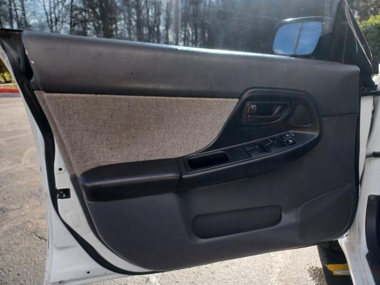 Subaru Outback  2004