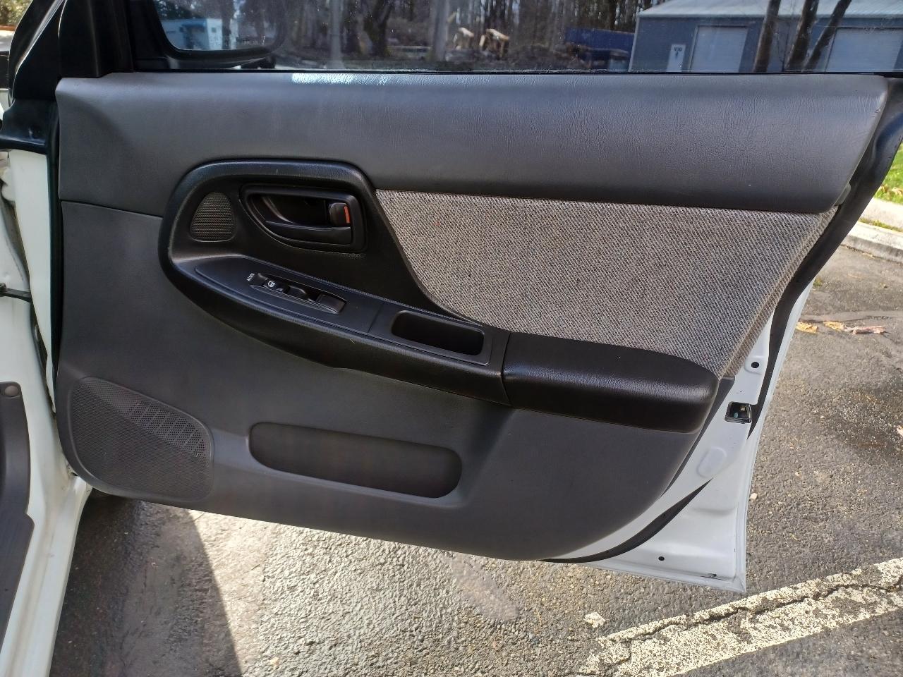 Subaru Outback  2004