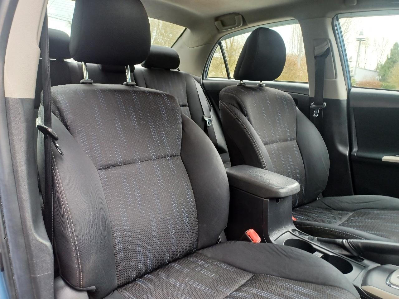 Toyota Corolla S 5-Speed MT 2013