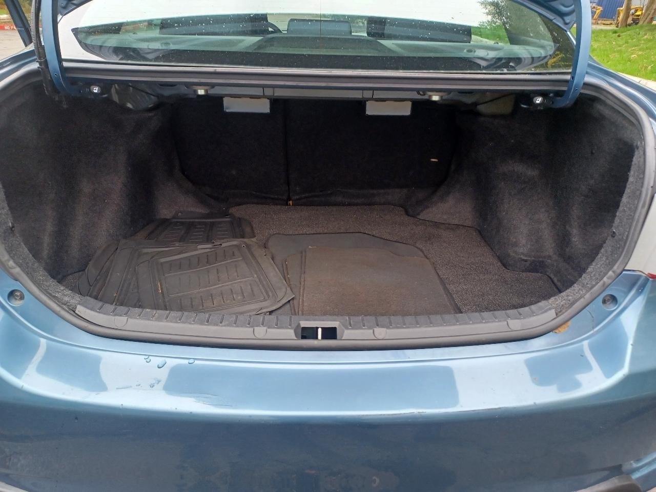 Toyota Corolla S 5-Speed MT 2013