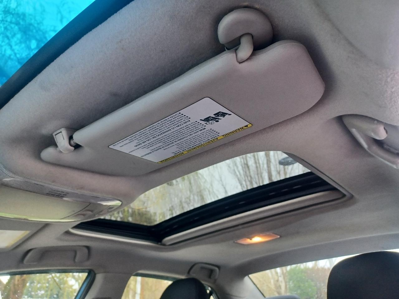 Toyota Corolla S 5-Speed MT 2013