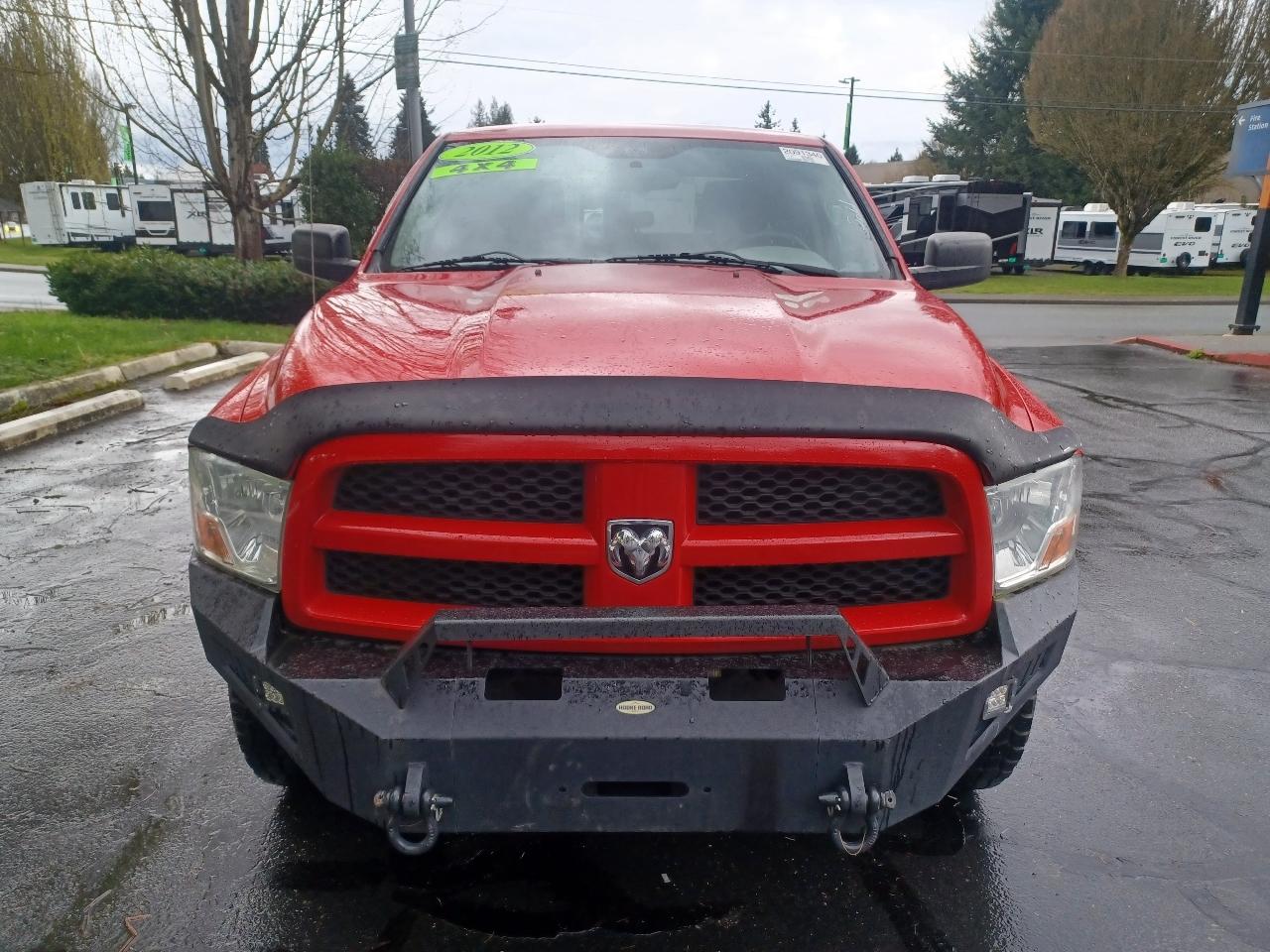 RAM 1500 ST Quad Cab 4WD 2012